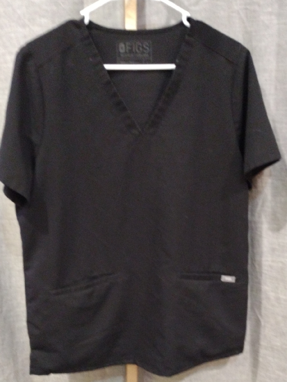 Figs Casma Three Pocket Black Medical Scrub Top - V-Neck